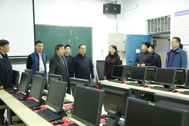 说明: 4.jpg 说明: 4.jpg
